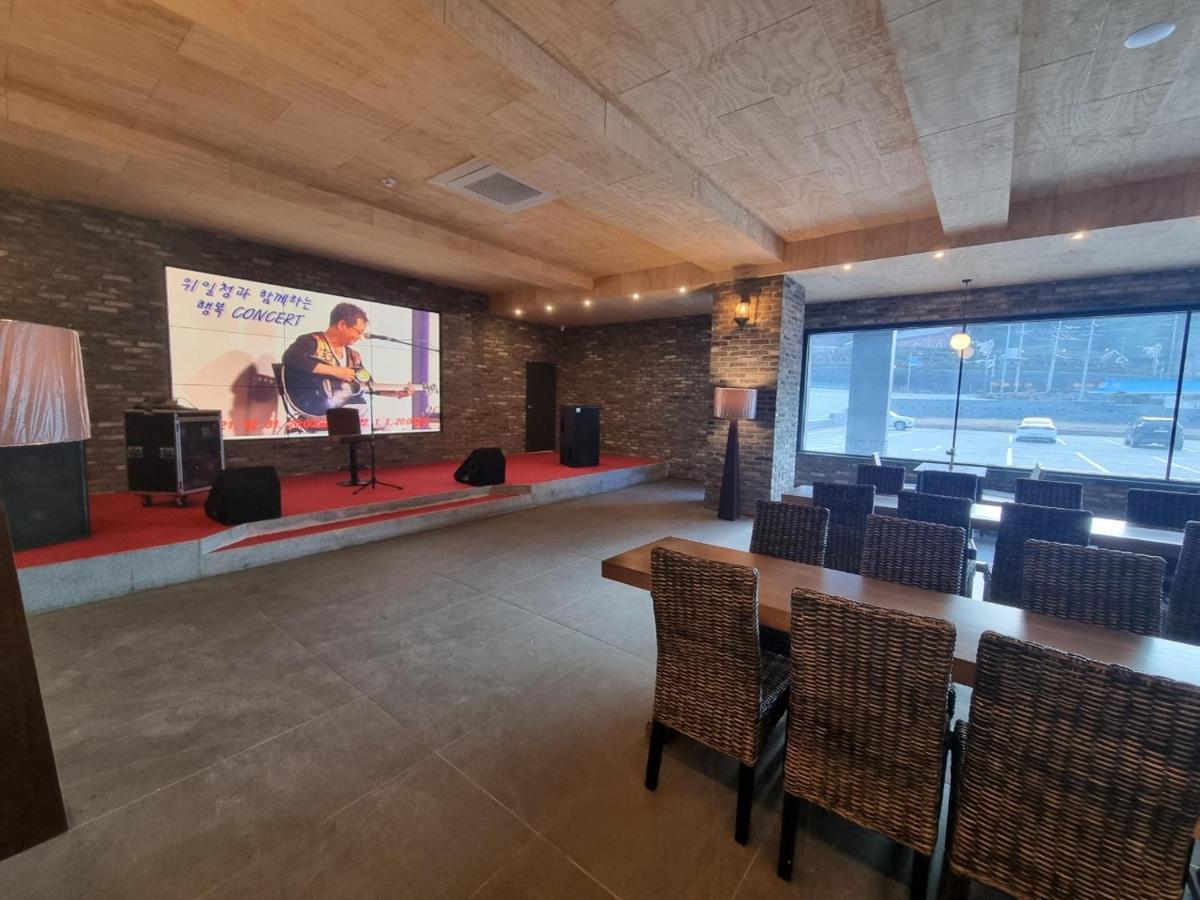 Ramada By Wyndham Suanbo Hotel Chungju Ngoại thất bức ảnh