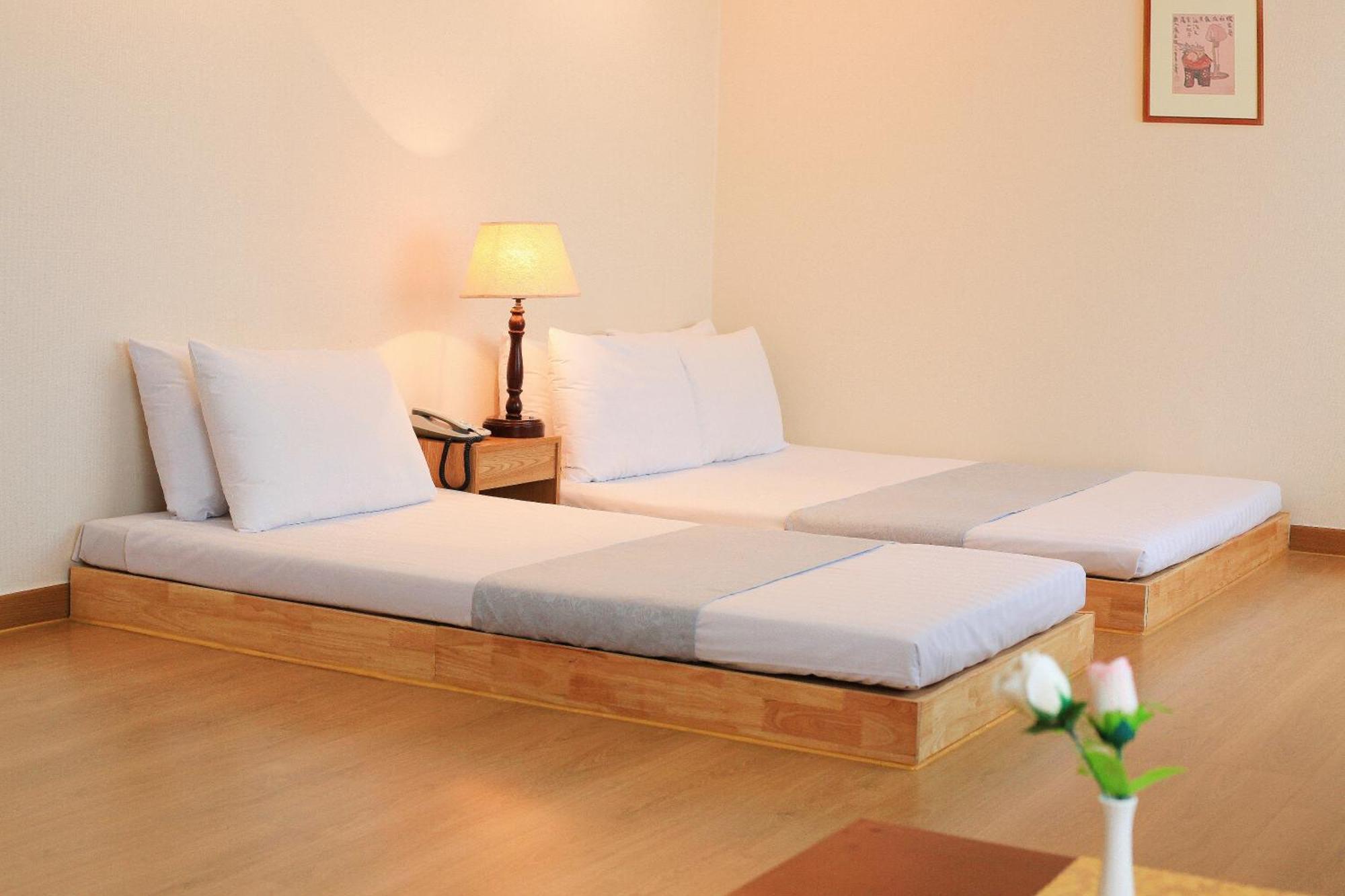 Ramada By Wyndham Suanbo Hotel Chungju Ngoại thất bức ảnh